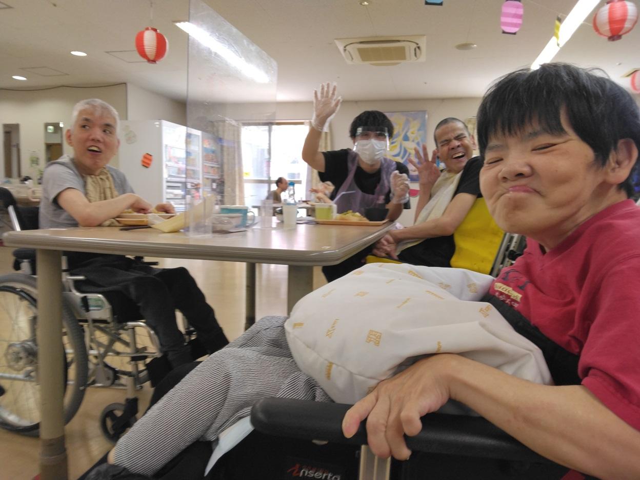 カトレアの園　夏祭り